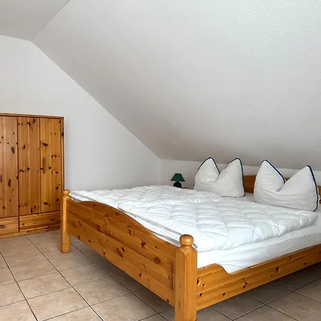 Appartamento Muschel 2 Mit Gemeinschaftlichen Garten, Bensersiel Holtgast