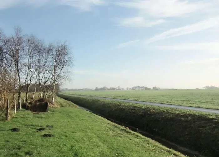 Muschel 2 Mit Gemeinschaftlichen Garten, Bensersiel Appartement